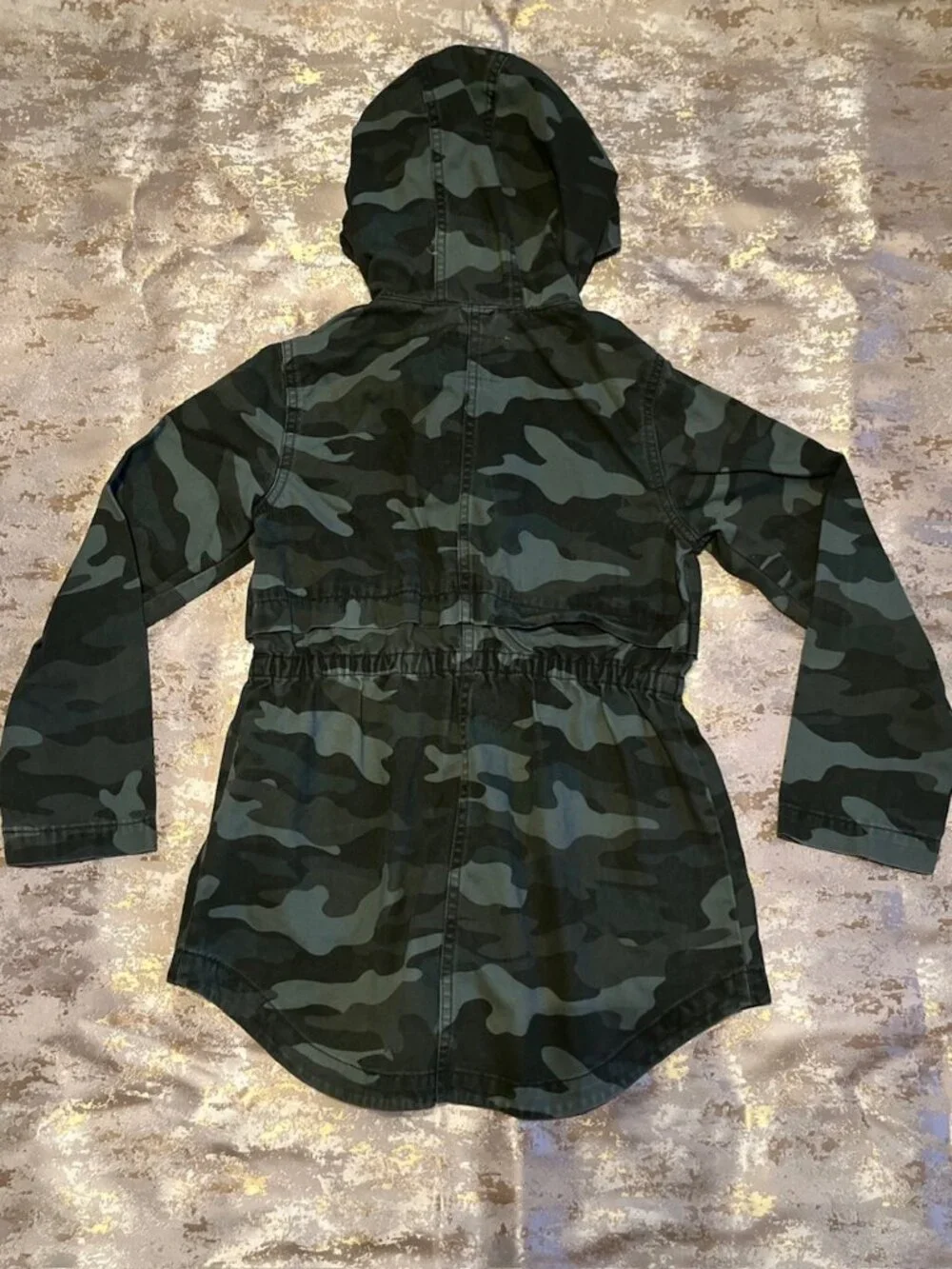 Old Navy Camo Jacket Coat Girls MEDIUM 8 Drawstring Waist Hood Utility